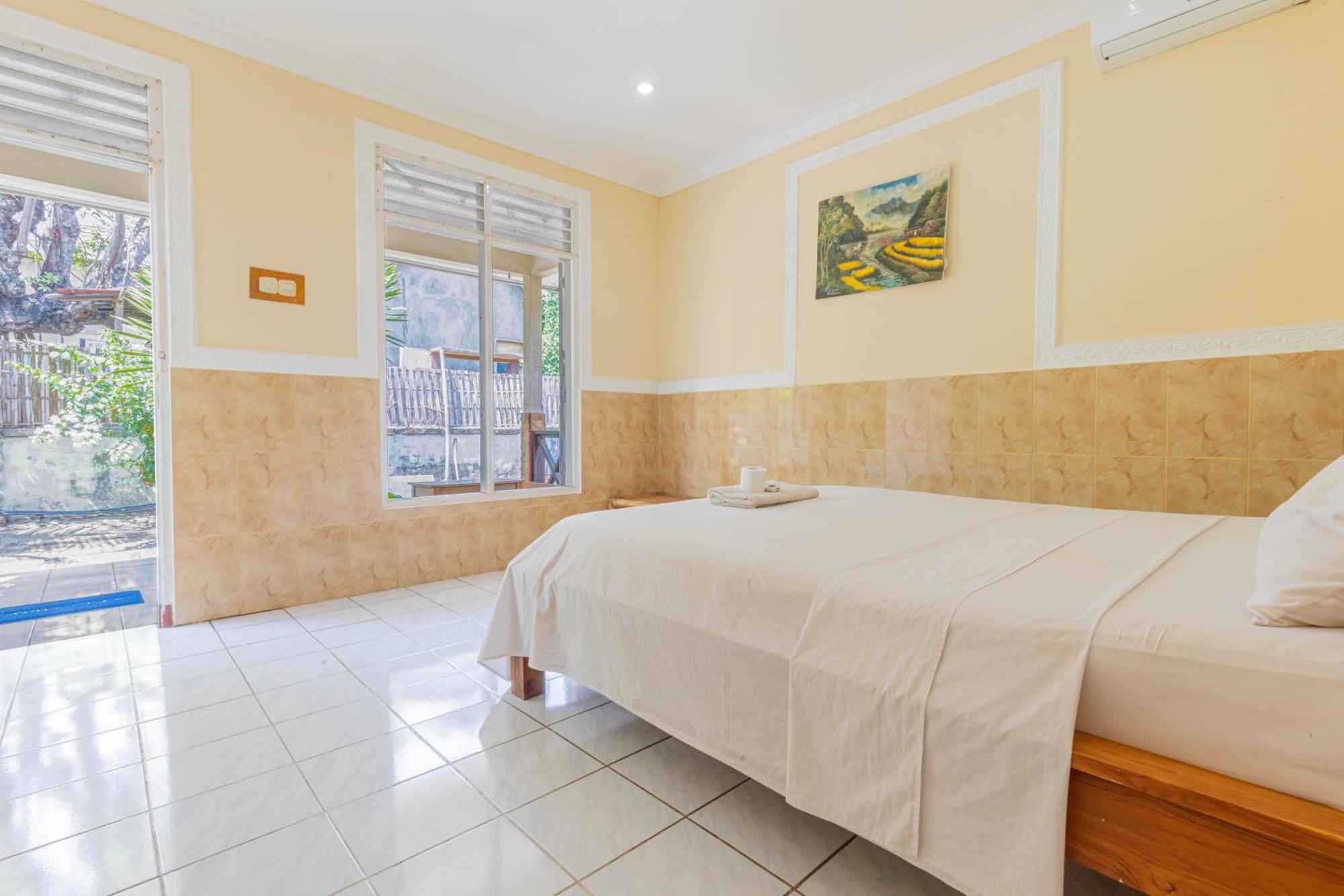 Homestay Lucu 2 Гили Траванган Экстерьер фото